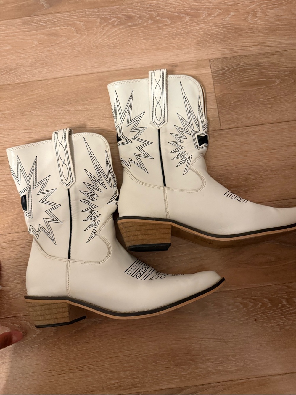 White Western Mid-Calf Cowboy Boots for Women